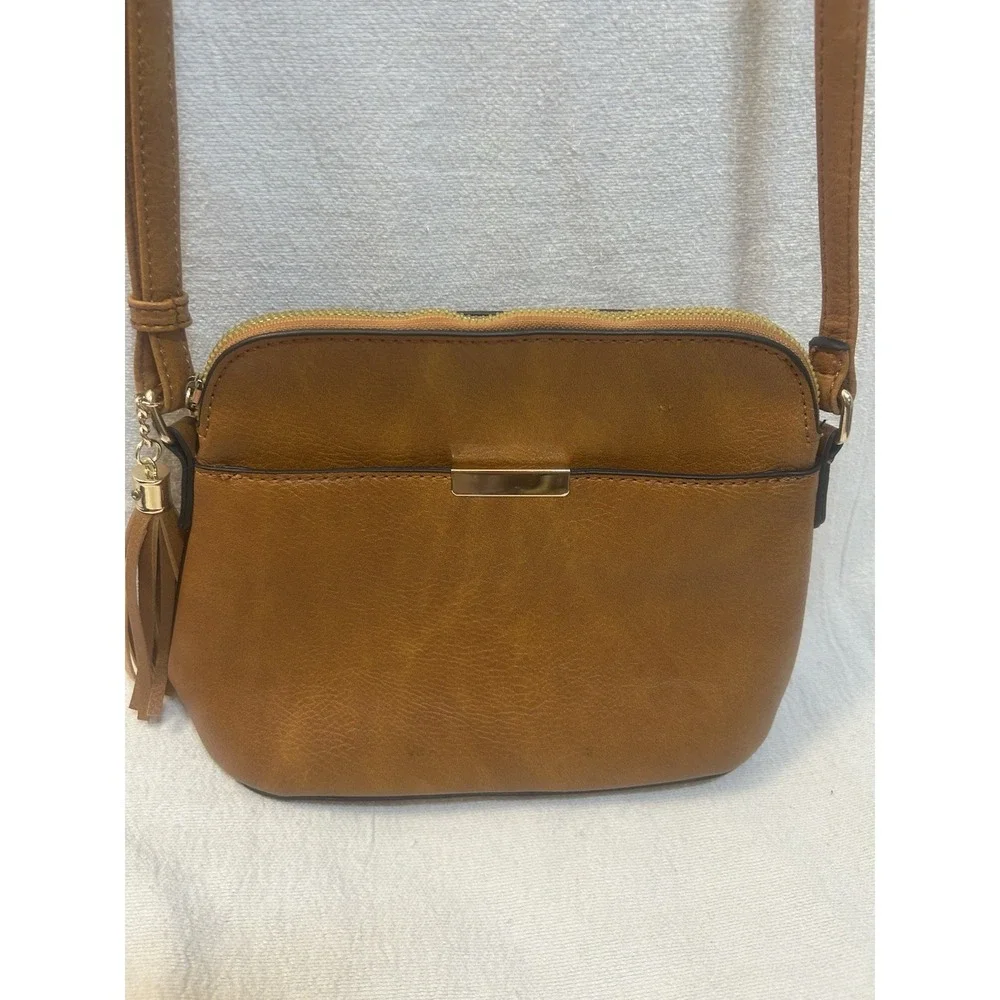 Small Crossbody Purse Camel Color Front Magnetic Pocket Zip Inside Pocket Strap